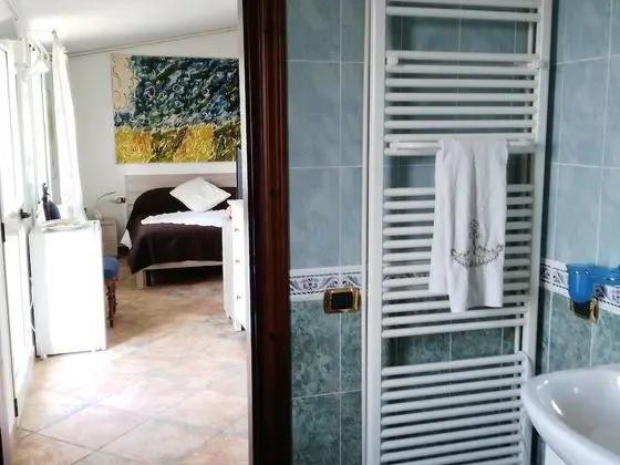 Comfort Tek Büyük Yataklı Oda, Özel Banyo, Bahçe Manzaralı