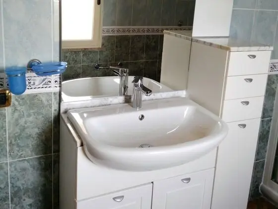 Comfort Tek Büyük Yataklı Oda, Özel Banyo, Bahçe Manzaralı