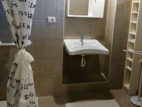 Family Daire, Özel Banyo, Bahçe Manzaralı