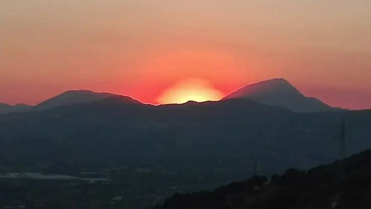 Panoramic Çatı Katı Süiti (Penthouse)