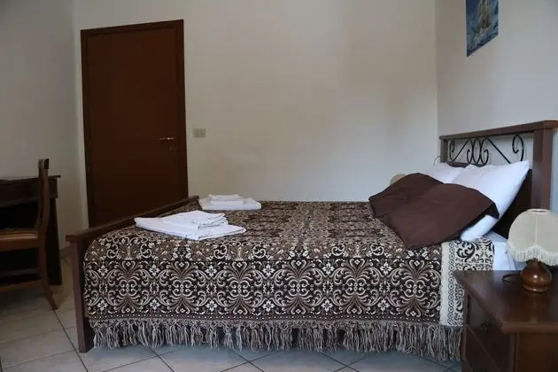 Classic Tek Büyük Yataklı Oda