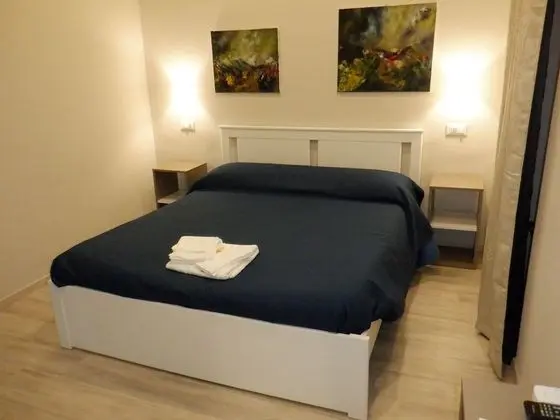 Basic Tek Büyük Yataklı Oda, Özel Banyo (External)