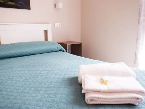 Superior Üç Kişilik Oda, Banyolu/Duşlu