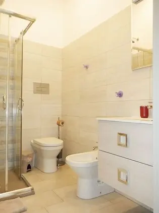 Superior Üç Kişilik Oda, Banyolu/Duşlu