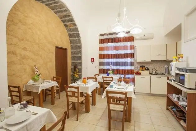 Classic Tek Büyük Yataklı Oda