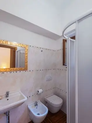 Comfort Tek Kişilik Oda (con giardino)