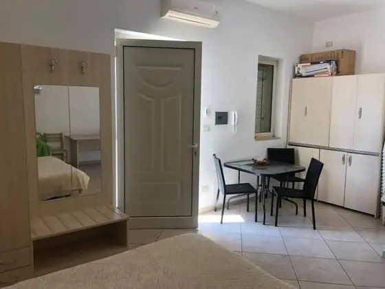 Standard Dört Kişilik Oda (4)