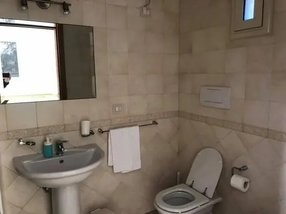 Standard Dört Kişilik Oda (4)