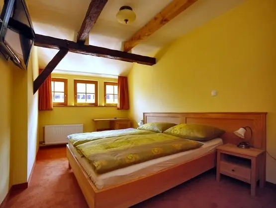 Standard Tek Büyük Yataklı Oda