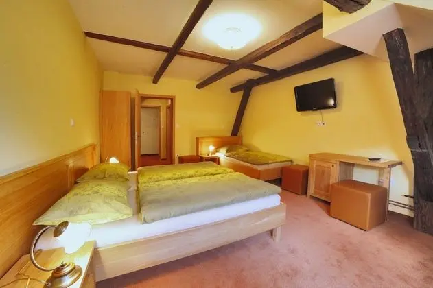 Standard Üç Kişilik Oda