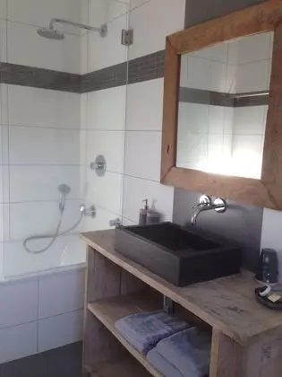 Comfort Tek Büyük veya İki Ayrı Yataklı Oda