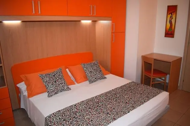 Üç Kişilik Oda, Bahçe Manzaralı