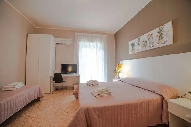 Dört Kişilik Oda, 1 Yatak Odası, Özel Banyo (Ortigia)