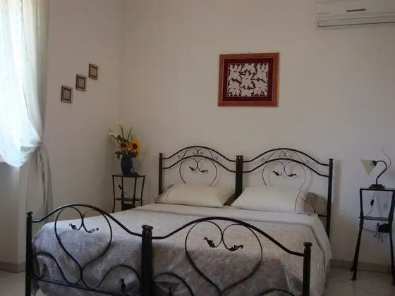 Standard Tek Büyük veya İki Ayrı Yataklı Oda, Avlu Manzaralı