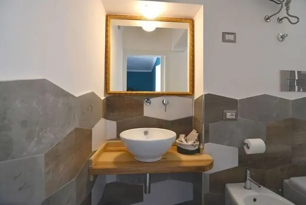 Tek Büyük veya İki Ayrı Yataklı Oda, Balkon