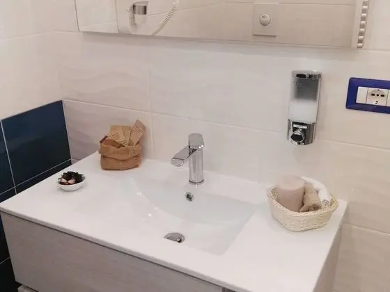 Comfort Dört Kişilik Oda, Banyolu/Duşlu