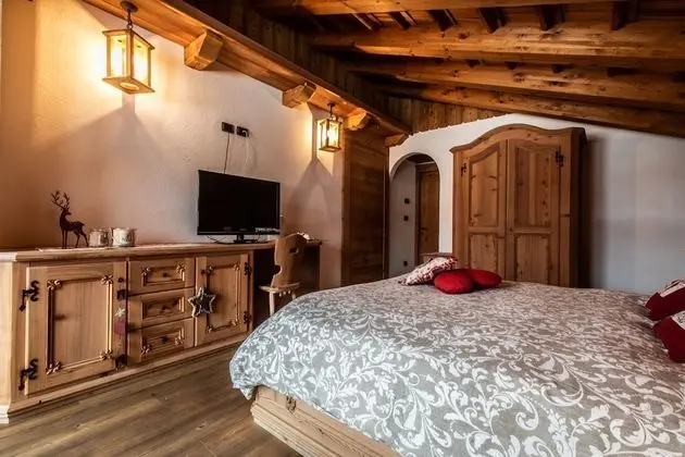 Tek Büyük Yataklı Oda (Cervo )