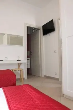 Comfort Tek Büyük veya İki Ayrı Yataklı Oda