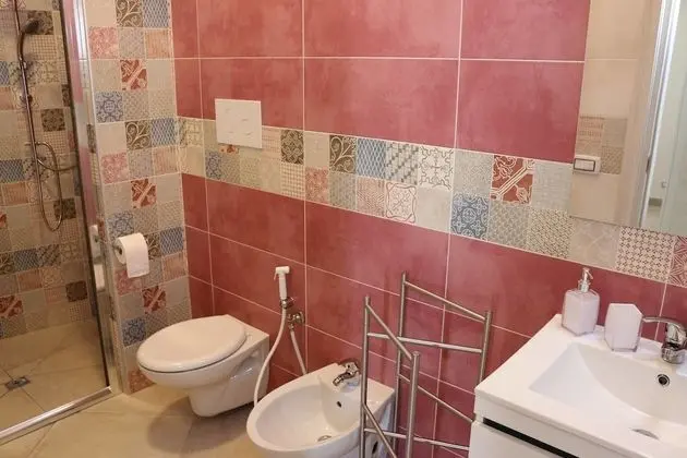 Comfort Tek Büyük veya İki Ayrı Yataklı Oda