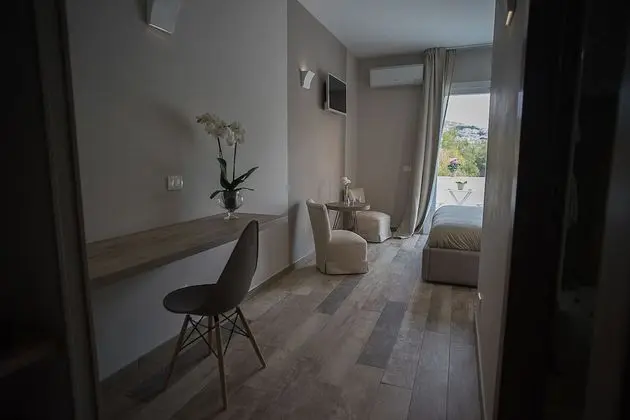 Tek Büyük Yataklı Oda, Teras