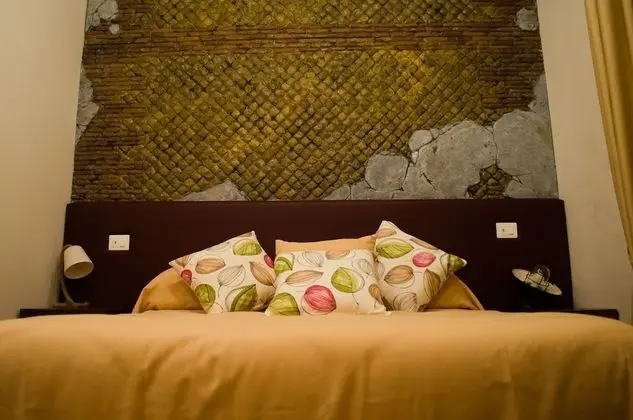 Design Tek Büyük Yataklı Oda, Balkon