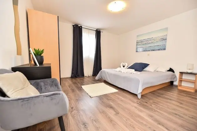 Comfort Tek Büyük Yataklı Oda