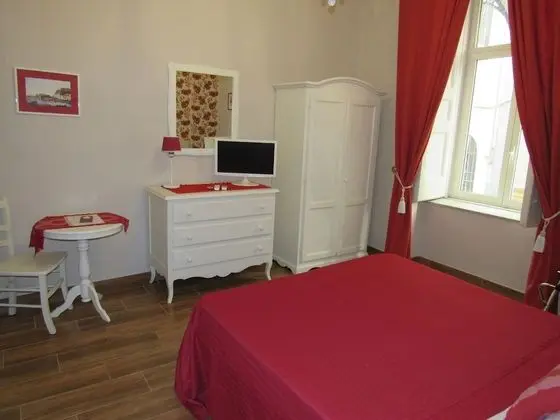 Tek Büyük veya İki Ayrı Yataklı Oda, Özel Banyo (external)