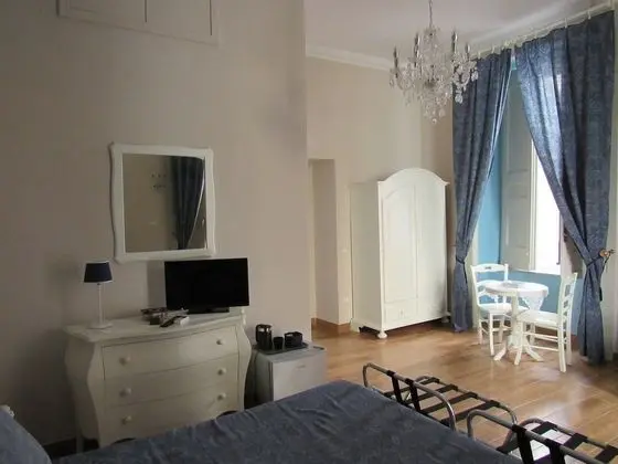 Üç Kişilik Oda, Banyolu/Duşlu