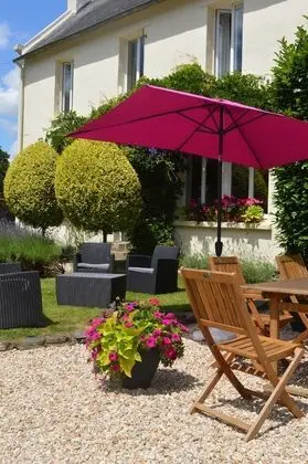 Design Tek Büyük Yataklı Oda, 1 En Büyük (King) Boy Yatak, Banyolu/Duşlu, Bahçe Manzaralı