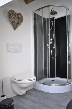 Design Tek Büyük Yataklı Oda, 1 En Büyük (King) Boy Yatak, Banyolu/Duşlu, Bahçe Manzaralı