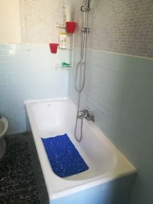 Üç Kişilik Oda, Özel Banyo (external)