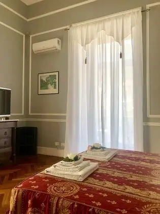 Panoramic Tek Büyük Yataklı Oda (Prvate External Bathroom)