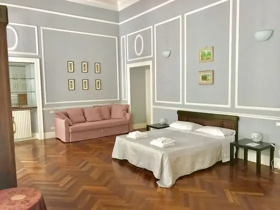 Royal Dört Kişilik Oda (Private External Bathroom )