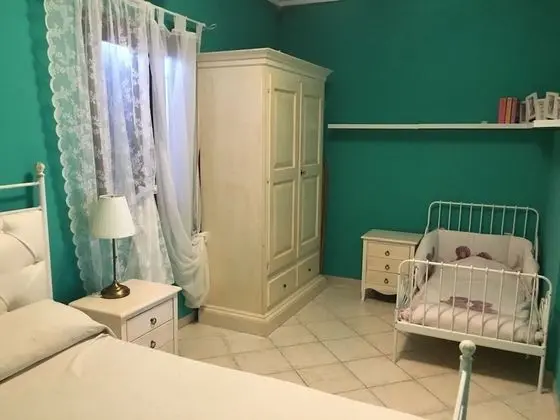Family Tek Büyük Yataklı Oda