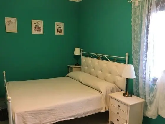 Tek Büyük Yataklı Oda