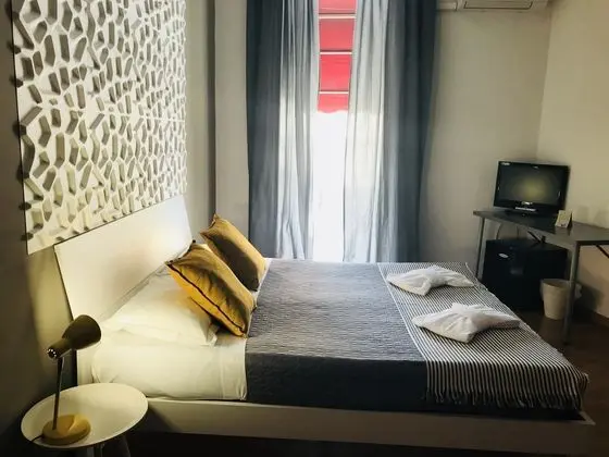 1 Çift Kişilik Veya 2 Tek Kişilik Yatak Superior