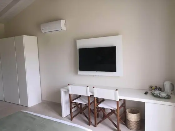 Classic Tek Büyük veya İki Ayrı Yataklı Oda (Pianosa)