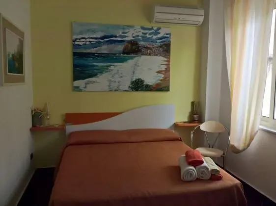 Tek Büyük Yataklı Oda