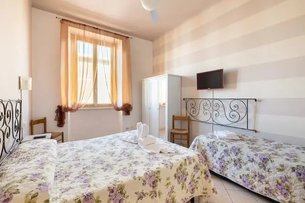 Üç Kişilik Oda, Ortak Banyo