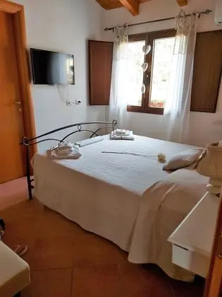 Tek Büyük Yataklı Oda, Bahçe Manzaralı
