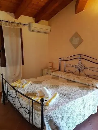 Üç Kişilik Oda, Bahçe Manzaralı