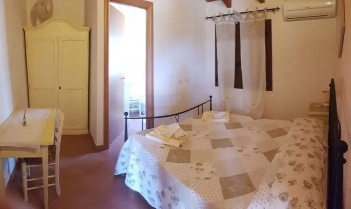 Üç Kişilik Oda, Bahçe Manzaralı