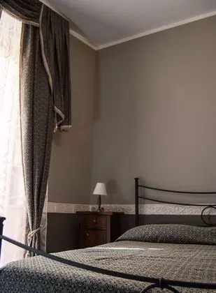 Romantic Tek Büyük Yataklı Oda