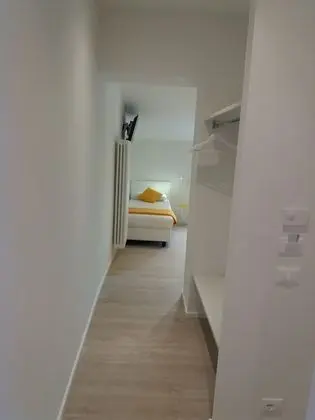 Tek Büyük veya İki Ayrı Yataklı Oda (Orange)