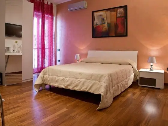 Tek Büyük Yataklı Oda