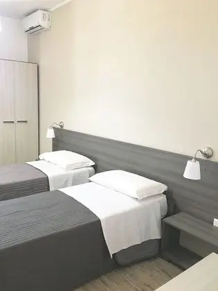 Royal Tek Büyük veya İki Ayrı Yataklı Oda