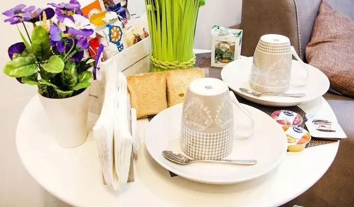 Deluxe Dört Kişilik Oda, Balkon, Şehir Manzaralı (Hug)