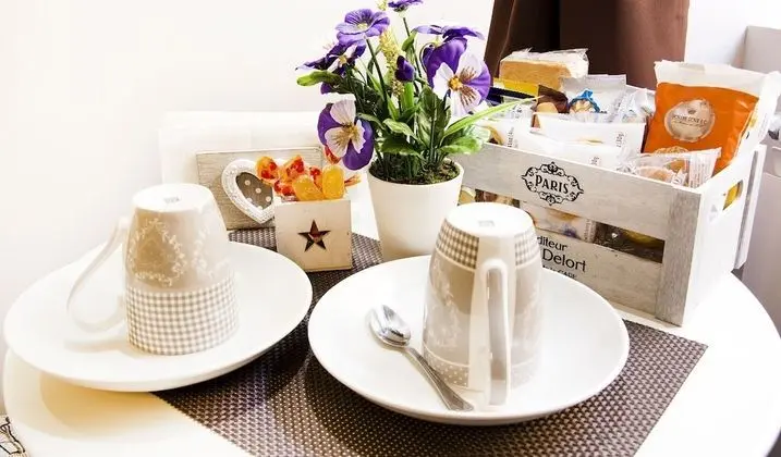 Deluxe Tek Büyük Yataklı Oda, Balkon, Şehir Manzaralı (Smile)