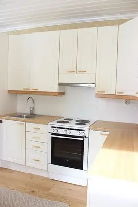 Villa, Larger Suite, Partial Lake View