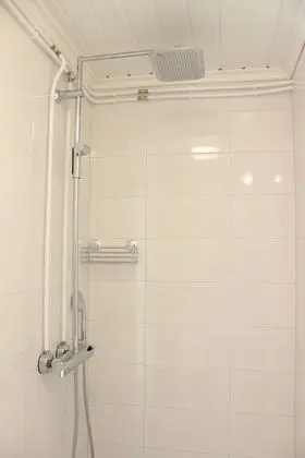 Villa, Larger Suite, Partial Lake View